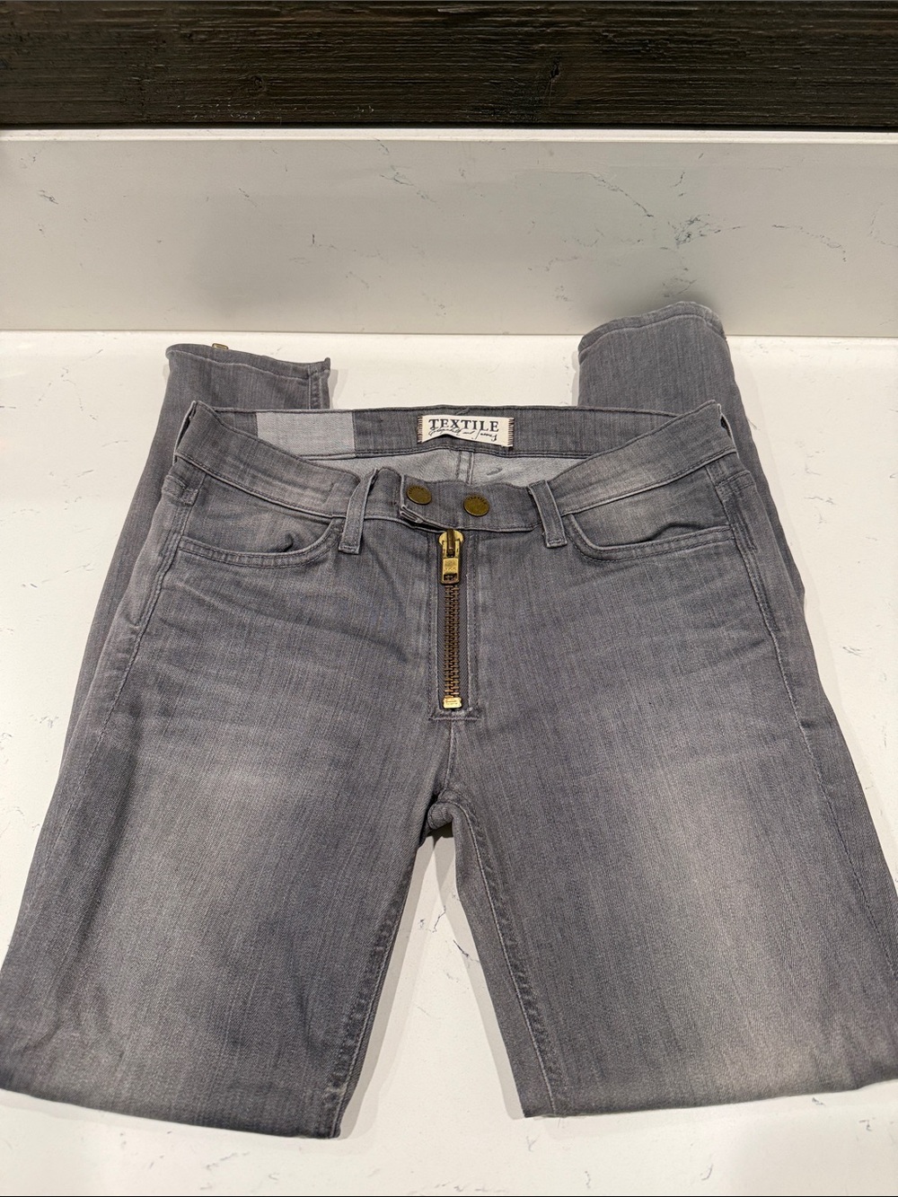 TEXTILE Elizabeth and James Grey Skinny Jeans with Exposed Gold Zip
